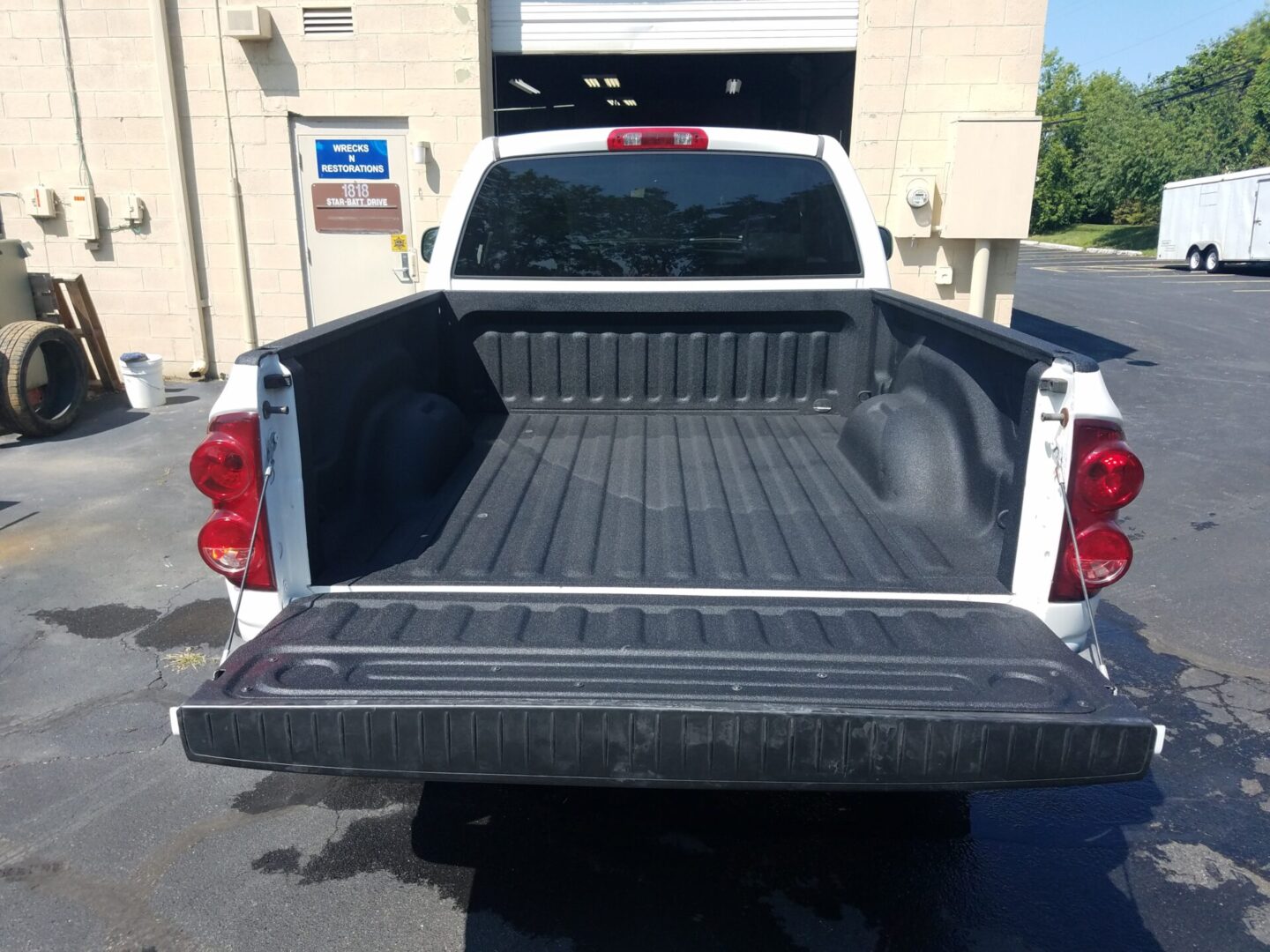 truck bed sprayed in bed liner
