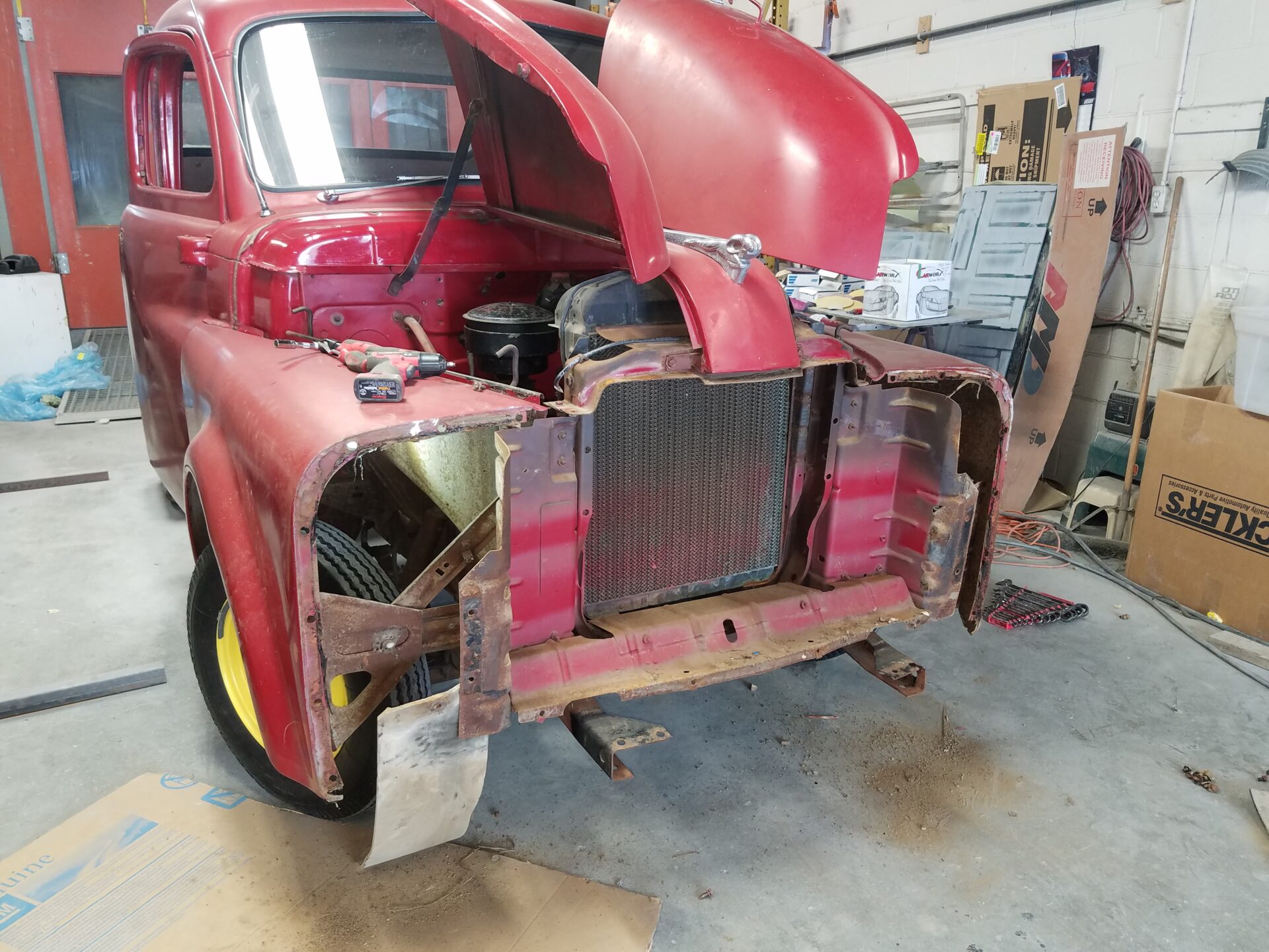 A partially disassembled front part of a 1952 Dodge B3B