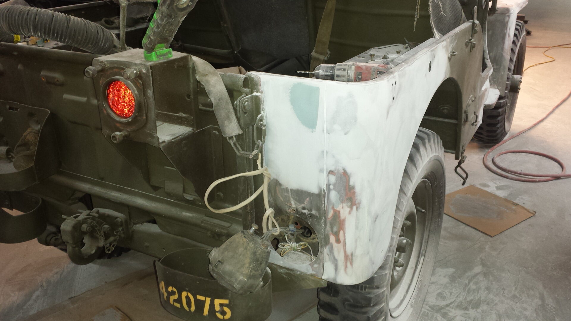Restoring the rear of the 1951 military jeep model