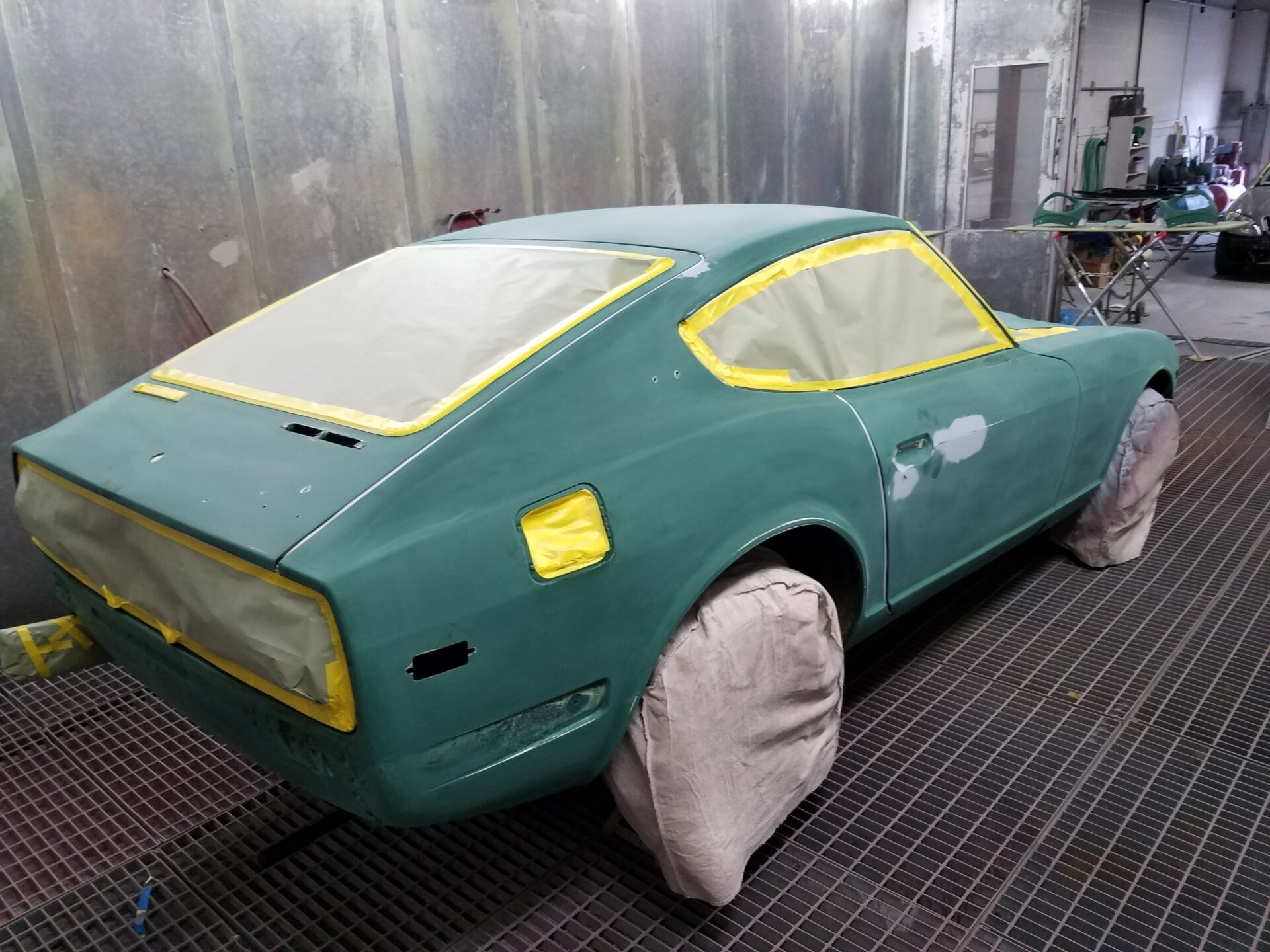 A 1971 Datson 240Z ready for a paint job